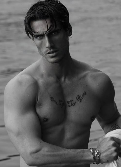 ARTHUR.B. 